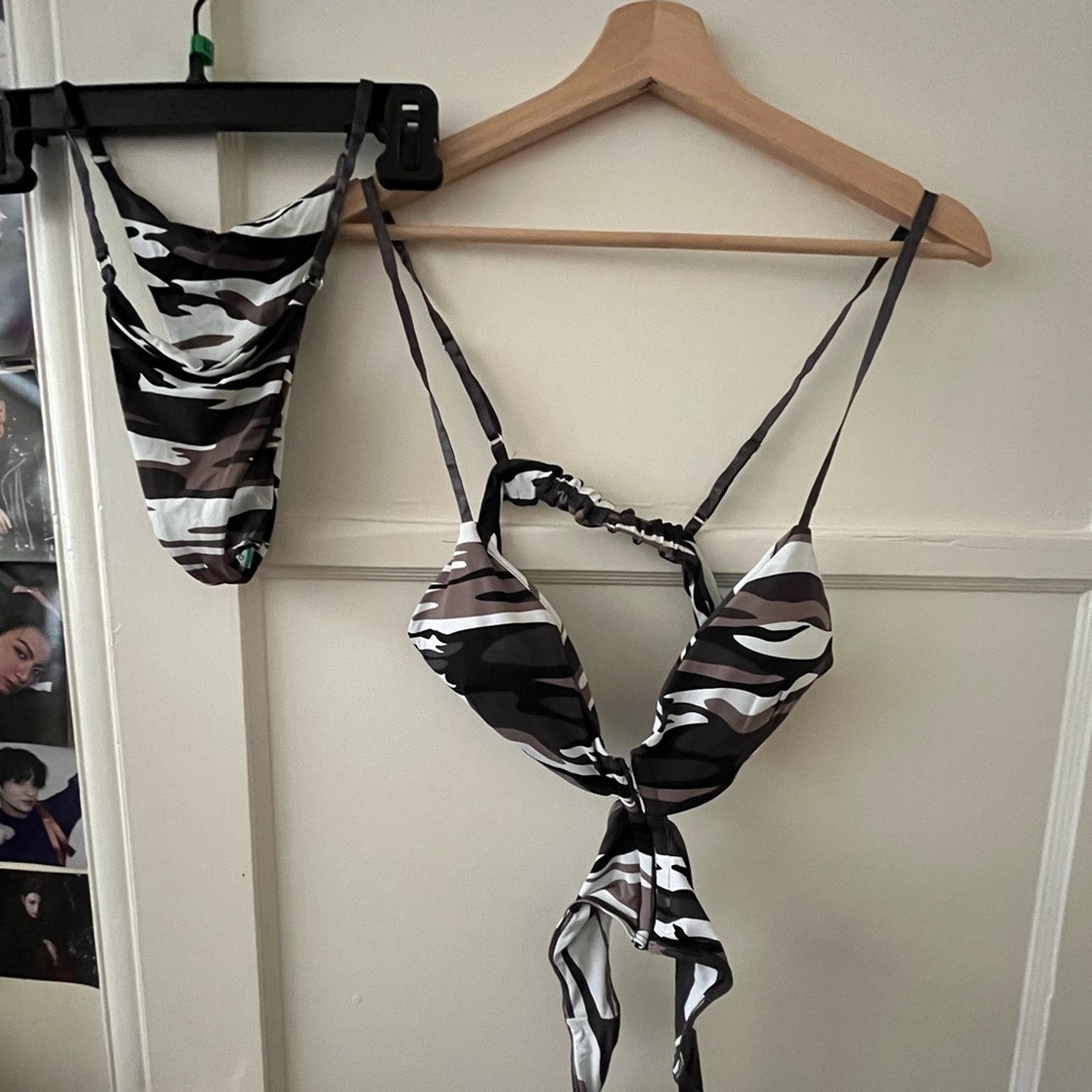 Stylish Black,White and Brown Camo Women's Bikini Set